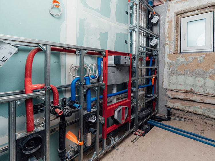 Industriell vorgefertigte Installationswände sparen Zeit und bringen Sicherheit