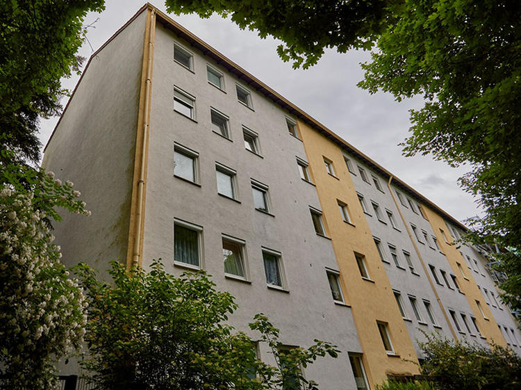 Sanierungsprofi empfiehlt TECEsystem-Trennwände zwischen Küche und Bad